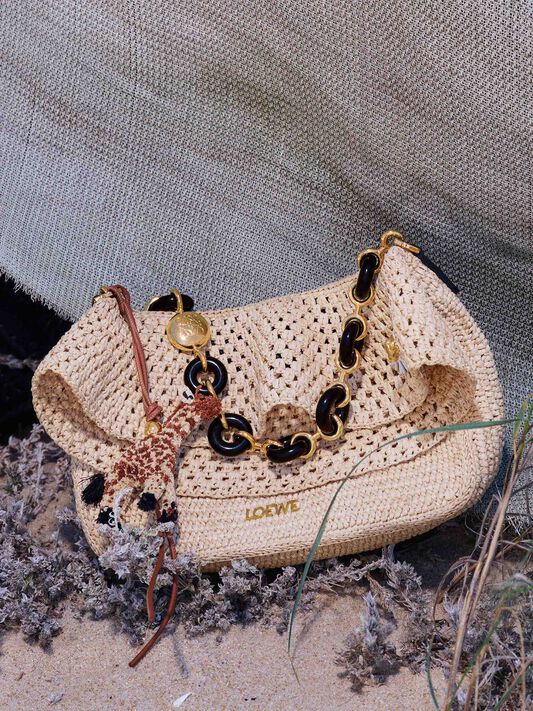 Introducing LOEWE x 2025 Paula’s Ibiza collection | LOEWE - LOEWE